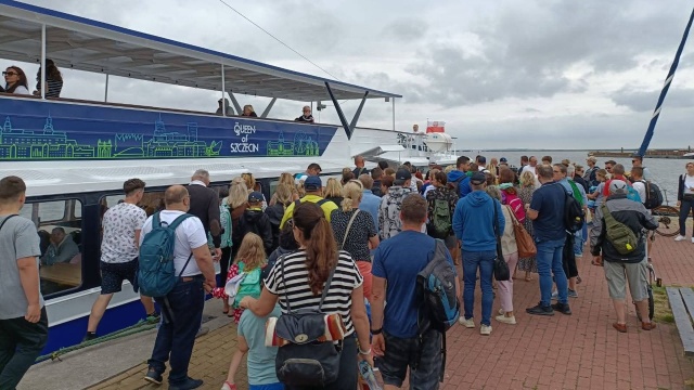 Fot. Starostwo Powiatowe w Policach Duże zainteresowanie rejsami tramwaju wodnego [ZDJĘCIA]