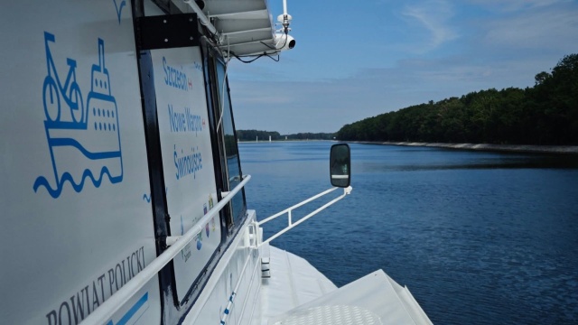 Fot. Starostwo Powiatowe w Policach Duże zainteresowanie rejsami tramwaju wodnego [ZDJĘCIA]