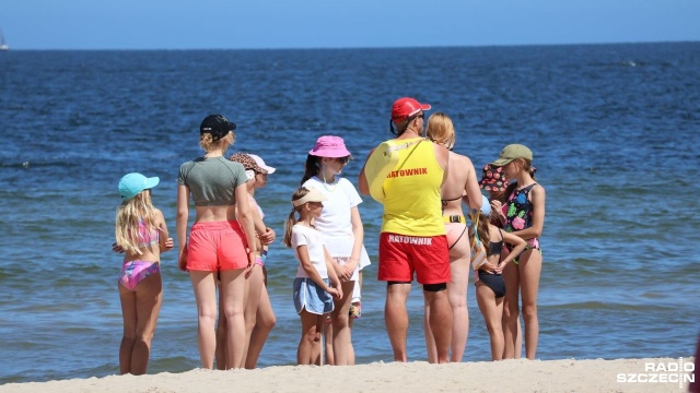 Fot. Przemysław Polanin [Radio Szczecin] Bezpieczna plaża w Kołobrzegu, ale zdrowy rozsądek obowiązuje [WIDEO]