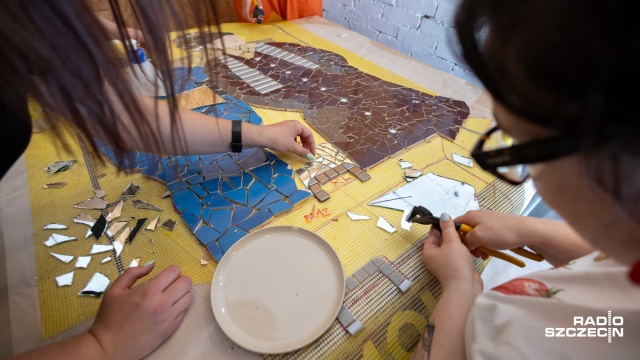 Fot. Robert Stachnik [Radio Szczecin] Powrót do przeszłości, czyli powstaje historyczna mozaika [WIDEO, ZDJĘCIA]