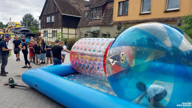 Fot. Joanna Maraszek [Radio Szczecin] Sąsiedzkie świętowanie w Łoźnicy [ZDJĘCIA]