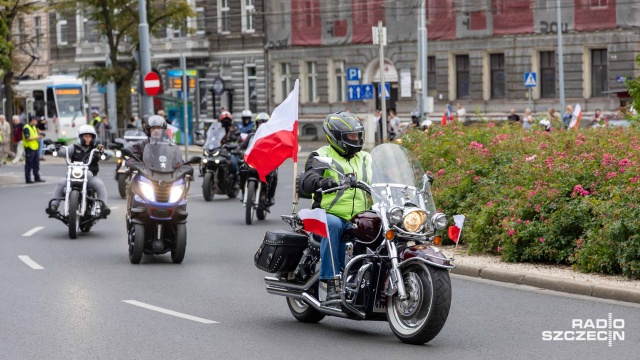 Fot. Robert Stachnik [Radio Szczecin] W rocznicę Powstania Warszawskiego: zaduma, pamięć, syreny... [WIDEO, ZDJĘCIA]