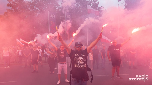 Fot. Robert Stachnik [Radio Szczecin] W rocznicę Powstania Warszawskiego: zaduma, pamięć, syreny... [WIDEO, ZDJĘCIA]