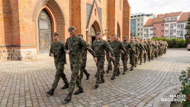 Fot. Robert Stachnik [Radio Szczecin] Kotwica przy Katedrze. "Nasz oryginalny pomysł uczczenia Powstania" [ZDJĘCIA]