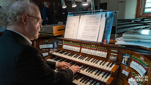 Christian-Marcus Raiser – organista Stuttgarter Barock-Collegium. Fot. Robert Stachnik [Radio Szczecin] Artyści z Polski, Niemiec i Ukrainy w hołdzie Bachowi [WIDEO, ZDJĘCIA]