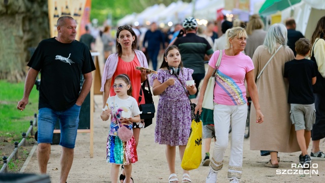 Fot. Robert Stachnik [Radio Szczecin] Szczeciński Jarmark Letni na Jasnych Błoniach [ZDJĘCIA]