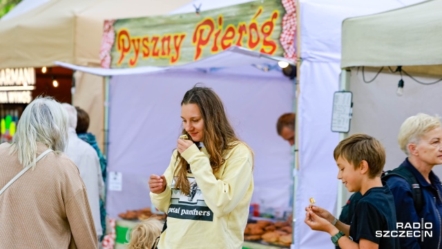 Fot. Robert Stachnik [Radio Szczecin] Szczeciński Jarmark Letni na Jasnych Błoniach [ZDJĘCIA]