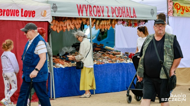 Fot. Robert Stachnik [Radio Szczecin] Szczeciński Jarmark Letni na Jasnych Błoniach [ZDJĘCIA]
