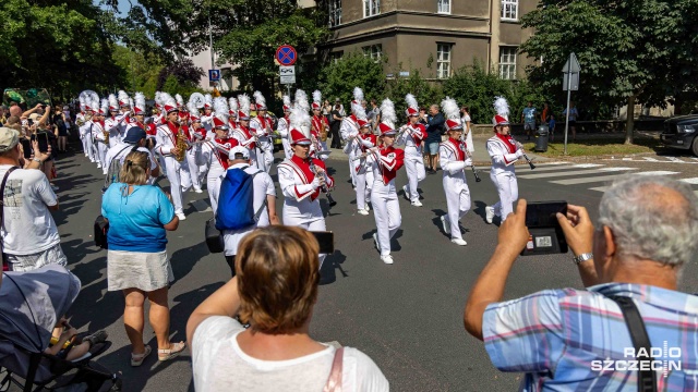 Fot. Robert Stachnik [Radio Szczecin] Najweselsza parada orkiestr odbywa się w Szczecinie [WIDEO, ZDJĘCIA]