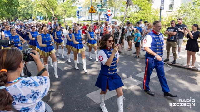 Fot. Robert Stachnik [Radio Szczecin] Najweselsza parada orkiestr odbywa się w Szczecinie [WIDEO, ZDJĘCIA]