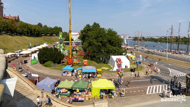 Fot. Robert Stachnik [Radio Szczecin] Przysmaki, nie tylko z Polski, na szczecińskich Żaglach [ZDJĘCIA]