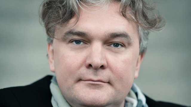 Ruslan Lutsyk – tutor grupy kontrabasów 13. International Lutosławski Youth Orchestra 2025. Fot. Materiały prasowe Filharmonii w Szczecinie Muzycy z sześciu kontynentów w Filharmonii. Rozpoczyna się 13. edycja ILYO [ZDJĘCIA]