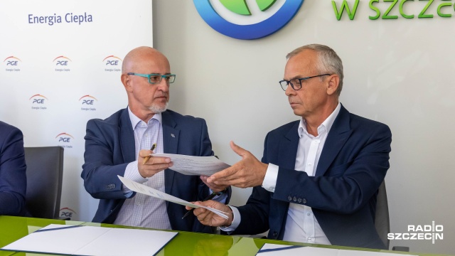 Grzegorz Krystek, Waldemar Miśko. Fot. Robert Stachnik [Radio Szczecin] Elektrownia na Pomorzanach stawia na gaz [ZDJĘCIA]