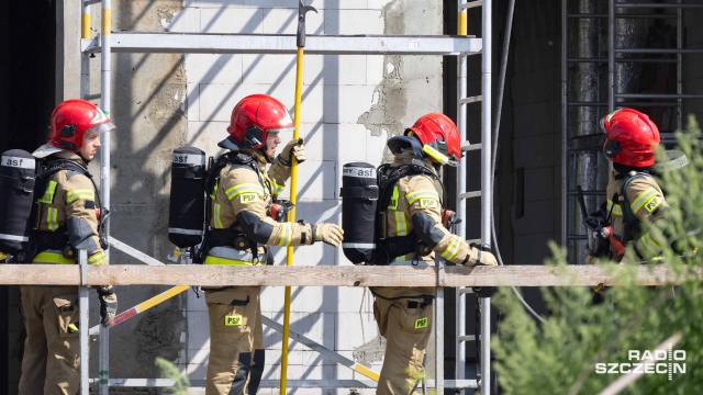 Fot. Robert Stachnik [Radio Szczecin] Pożar w Przecławiu opanowany [ZDJĘCIA]