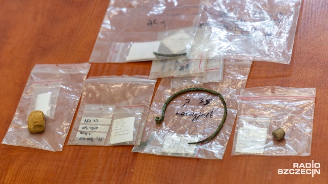 Fot. Robert Stachnik [Radio Szczecin] Archeolodzy odkryli cmentarzysko sprzed 4000 lat [WIDEO, ZDJĘCIA]