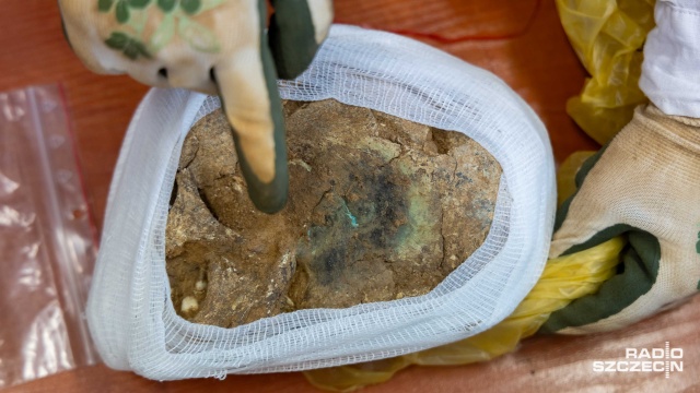 Fot. Robert Stachnik [Radio Szczecin] Archeolodzy odkryli cmentarzysko sprzed 4000 lat [WIDEO, ZDJĘCIA]