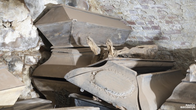 Fot. Kamila Kozioł [Radio Szczecin] Badania archeologiczne w zabytkowym kościele [WIDEO, ZDJĘCIA]