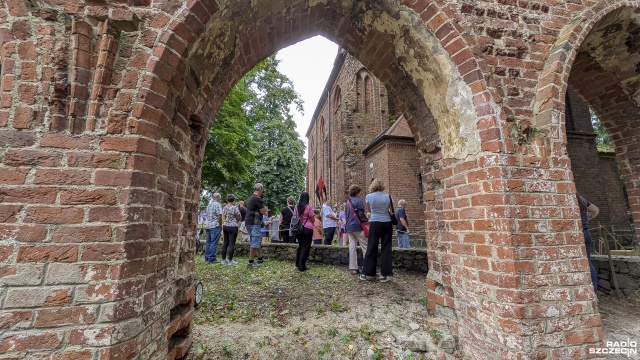 Fot. Maciej Papke [Radio Szczecin] Koronacja Bolesława Chrobrego wieczorem w Jasienicy [WIDEO, ZDJĘCIA]