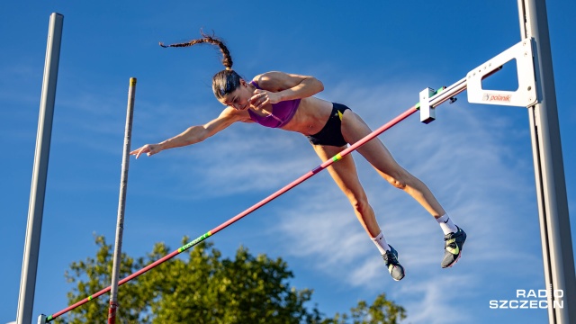 Fot. Robert Stachnik [Radio Szczecin] Piotr Lisek najlepszy na Jasnych Błoniach, w konkursie kobiet remis [ZDJĘCIA]
