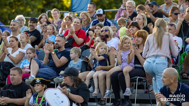 Fot. Robert Stachnik [Radio Szczecin] Piotr Lisek najlepszy na Jasnych Błoniach, w konkursie kobiet remis [ZDJĘCIA]