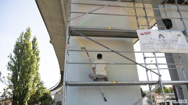 Fot. Kamila Kozioł [Radio Szczecin] Artyści upiększyli filary Trasy Zamkowej [WIDEO, ZDJĘCIA]