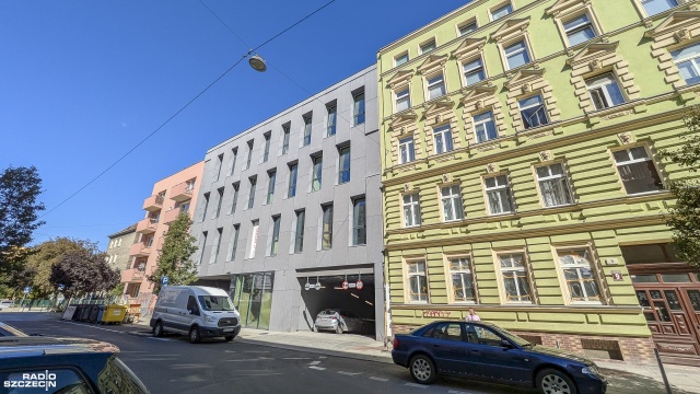 Ul. Małkowskiego w Szczecinie. Fot. Maciej Papke [Radio Szczecin] Nowy parkingowiec przy ul. Małkowskiego. Mieszkańcy: czekamy z utęsknieniem [WIDEO, ZDJĘCIA]