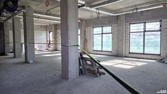 Fot. Wojciech Ochrymiuk [Radio Szczecin] Nowa siedziba Wód Polskich na szczecińskiej Wenecji. Byliśmy na placu budowy [WIDEO, ZDJĘCIA]