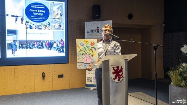 Fot. Wojciech Ochrymiuk [Radio Szczecin] "Każdy z nas małymi gestami może pomagać osobom niewidomym" [ZDJĘCIA]