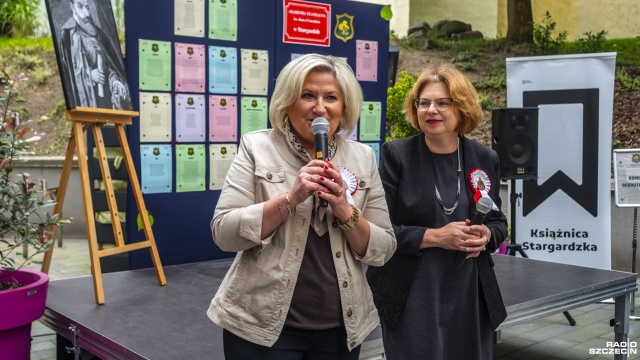 Fot. Wojciech Ochrymiuk [Radio Szczecin] Narodowe Czytanie w Stargardzie z przymrużeniem oka [WIDEO, ZDJĘCIA]