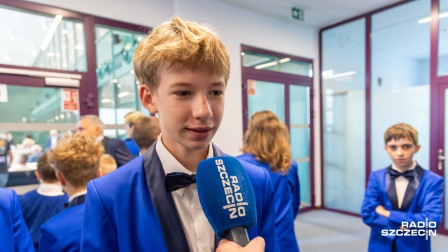 Marcel Lesiuk – alt Szczecińskiego Chóru Chłopięcego „Słowiki”. Fot. Robert Stachnik [Radio Szczecin] Chór Chłopięcy „Słowiki” odznaczony Medalem za zasługi dla miasta Szczecina [WIDEO, ZDJĘCIA]