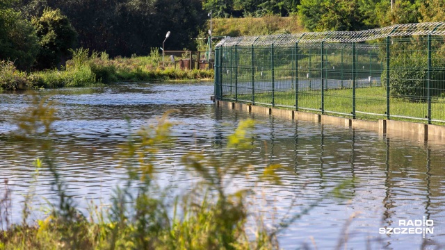 Fot. Robert Stachnik [Radio Szczecin] Szczawiowa nieprzejezdna po opadach deszczu, tramwaje na Pomorzany wstrzymane po wypadku [ZDJĘCIA]