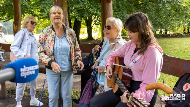 Fot. Robert Stachnik [Radio Szczecin] Śpiewająco-taneczny pomysł seniorów na emeryturę [WIDEO, ZDJĘCIA]