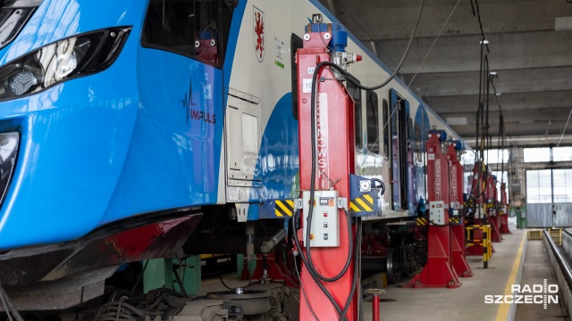 Fot. Robert Stachnik [Radio Szczecin] Zwiedzanie pociągów, przejażdżki - lokomotywownia obchodzi 65-lecie [WIDEO, ZDJĘCIA]