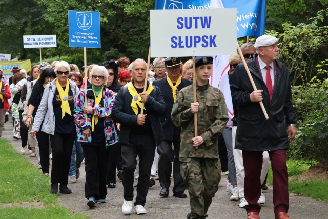 Fot. Przemysław Polanin [Radio Szczecin] Seniorzy świętują w Kołobrzegu [ZDJĘCIA]