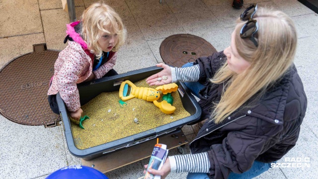 Fot. Robert Stachnik [Radio Szczecin] Warsztaty, pokazy, wirtualne wycieczki - piknik naukowy Morskiego Centrum Nauki [ZDJĘCIA]