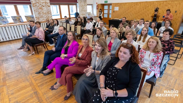 Fot. Robert Stachnik [Radio Szczecin] Przyszli mistrzowie kuchni mają nową salę do nauki gotowania [WIDEO, ZDJĘCIA]