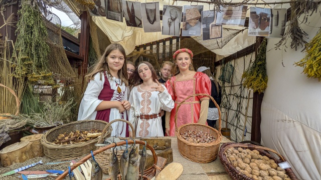 Fot. Maciej Papke [Radio Szczecin] Uczniowie przygotowali żywą lekcję historii [WIDEO, ZDJĘCIA]