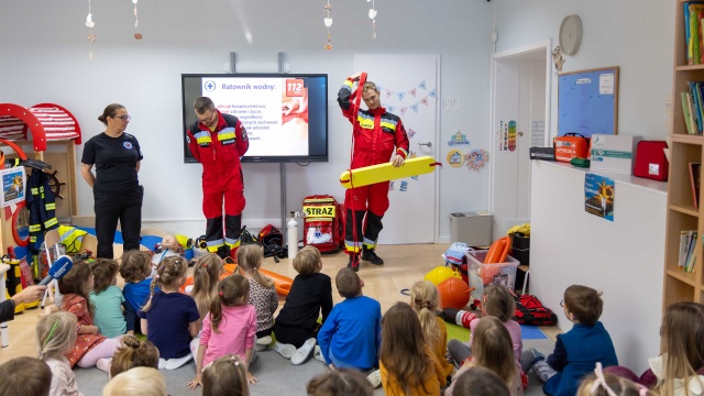 Fot. Robert Stachnik [Radio Szczecin] Szczecińskie przedszkolaki uczyły się bezpiecznych zachowań [ZDJĘCIA]