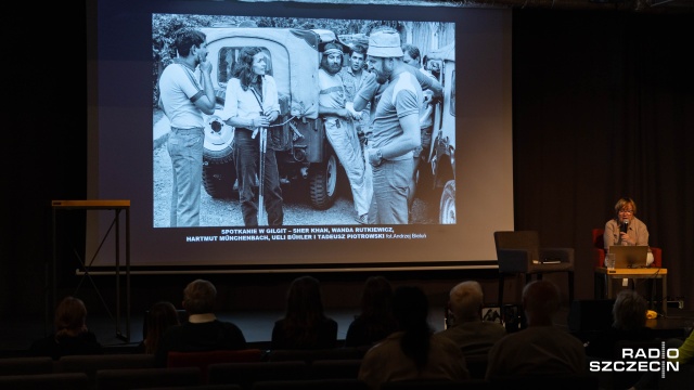 Danuta Piotrowska. Fot. Robert Stachnik [Radio Szczecin] Nowe wydanie książki która przenosi w samo serce gór [ZDJĘCIA]