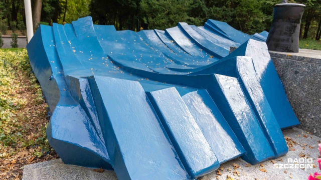 Fot. Robert Stachnik [Radio Szczecin] Pomnik przechodzi renowację, ale konserwator zabytków ma wątpliwości 
[ZDJĘCIA]