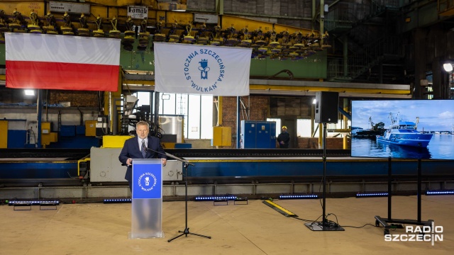 Fot. Robert Stachnik [Radio Szczecin] Ruszyła budowa stawiacza pław. Stocznia Szczecińska czekała na to 18 lat [WIDEO, ZDJĘCIA]