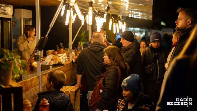 Fot. Robert Stachnik [Radio Szczecin] Trzy dni muzyki, jedzenia i dobrej zabawy. Oktoberfest w Szczecinie [ZDJĘCIA]