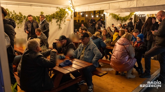 Fot. Robert Stachnik [Radio Szczecin] Trzy dni muzyki, jedzenia i dobrej zabawy. Oktoberfest w Szczecinie [ZDJĘCIA]