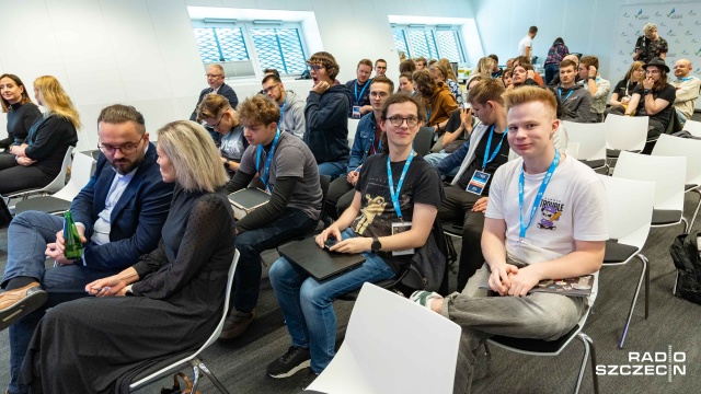 Fot. Robert Stachnik [Radio Szczecin] Hackaton w Szczecinie z zadaniami z NASA [ZDJĘCIA]