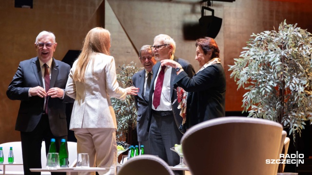 Fot. Robert Stachnik [Radio Szczecin] Eksperci debatowali o zmianie konstytucji [ZDJĘCIA]