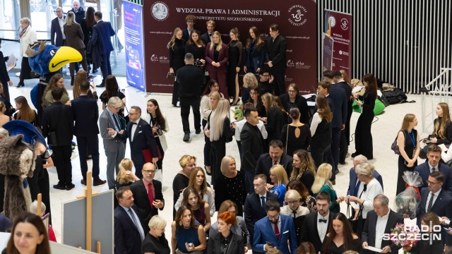 Fot. Robert Stachnik [Radio Szczecin] Wydział Prawa i Administracji US świętuje jubileusz 40-lecia [ZDJĘCIA]