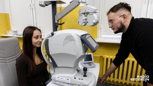 Fot. Robert Stachnik [Radio Szczecin] Dzień Oka na Uniwersytecie Szczecińskim [WIDEO, ZDJĘCIA]