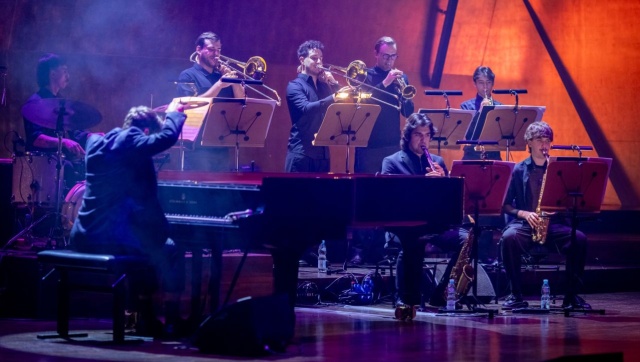 Boleros Orchestra Marcina Maseckiego. Fot. Sebastian Wołosz Owacyjne przyjęcie Marcina Maseckiego w Złotej Sali Filharmonii [ZDJĘCIA]
