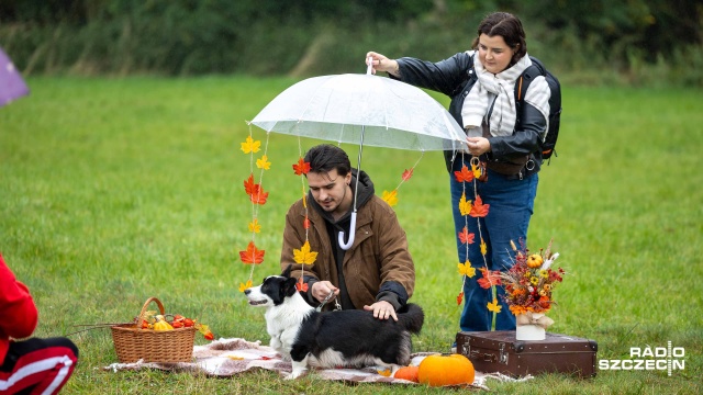 Fot. Robert Stachnik [Radio Szczecin] "Pucha dla pełnego brzucha" w Szczecinie. Zdjęcie z pupilem za datek [WIDEO, ZDJĘCIA]