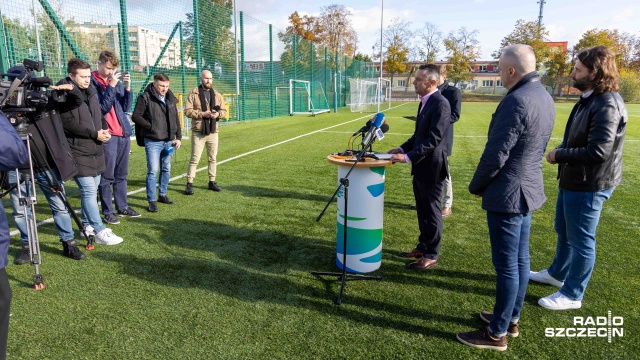 Fot. Robert Stachnik [Radio Szczecin] Miliony na program "Moja dzielnica - moje boisko" [ZDJĘCIA]
